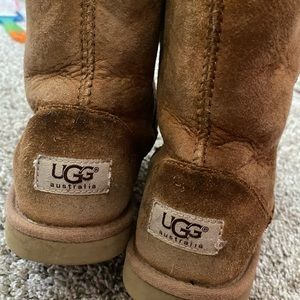 Size 5 Ugg Boots